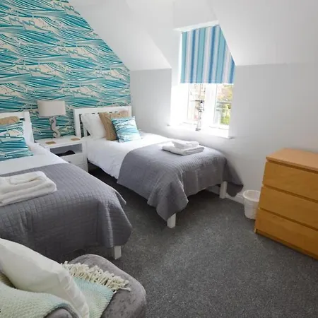 The Moorings, Whitehall Landing Tatil Evi